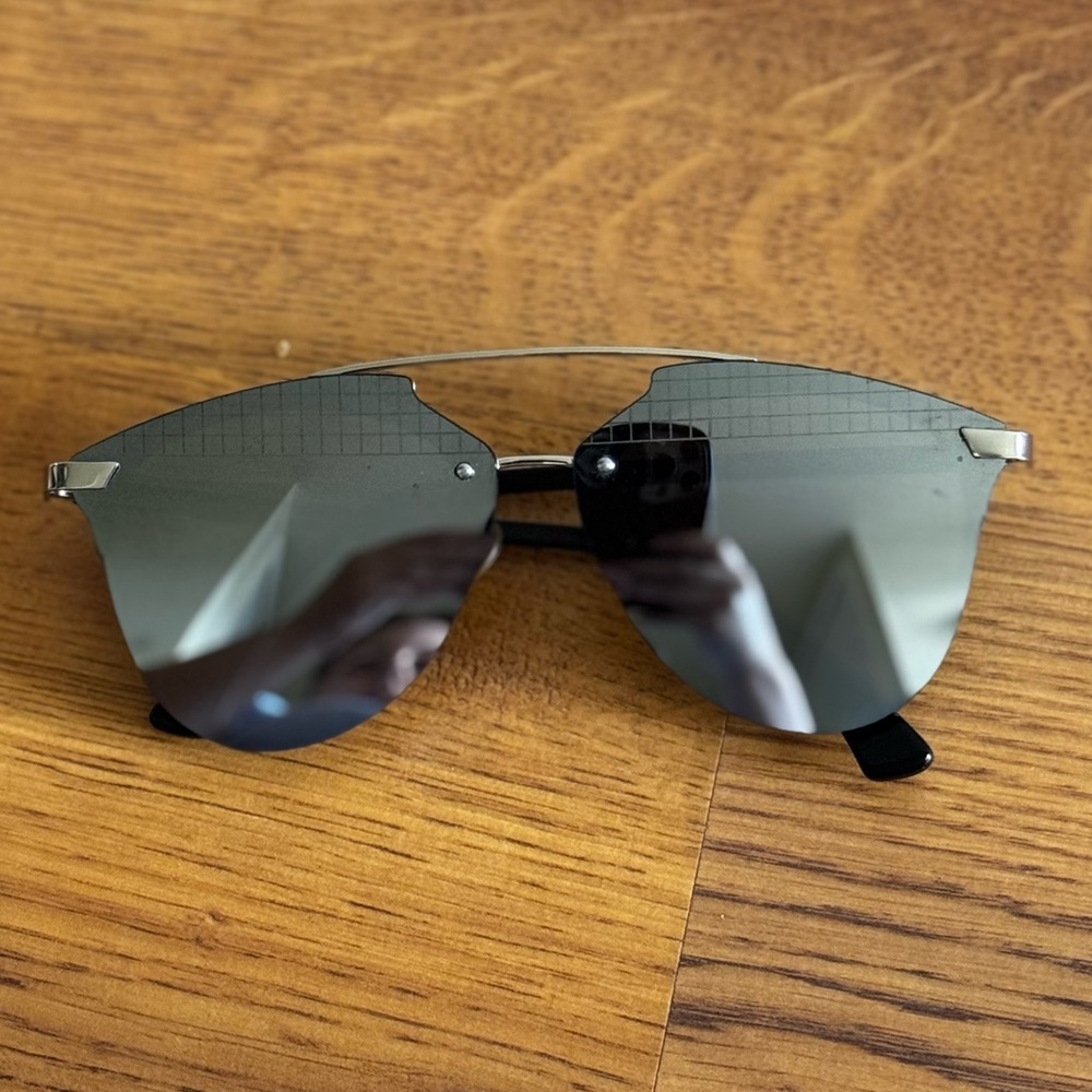 Christian Dior "Reflected P" sunglasses - Picture 5 of 13